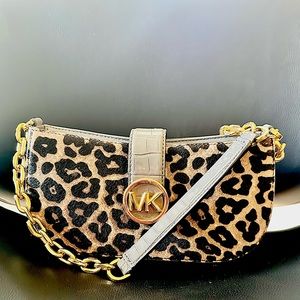 Michael Kors Carmen Sm Pouchette Heather Gray with Multicolor Leopard Haircalf